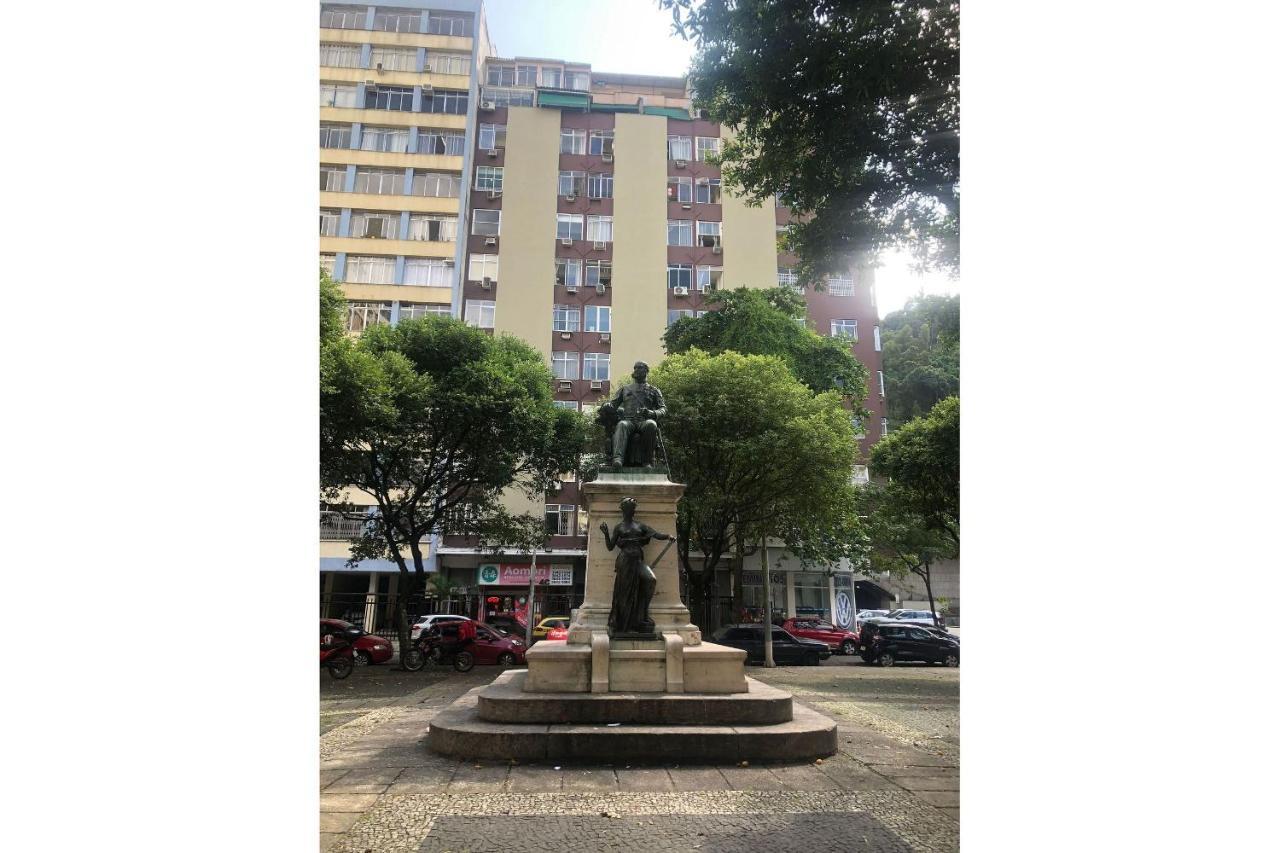 Copacabana Rua Tranquila E Arborizada Perto De Tudo Posto 2 Рио-де-Жанейро Экстерьер фото